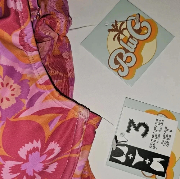 Tropical Floral 3 Piece Bikini Set - Picture 4 of 5